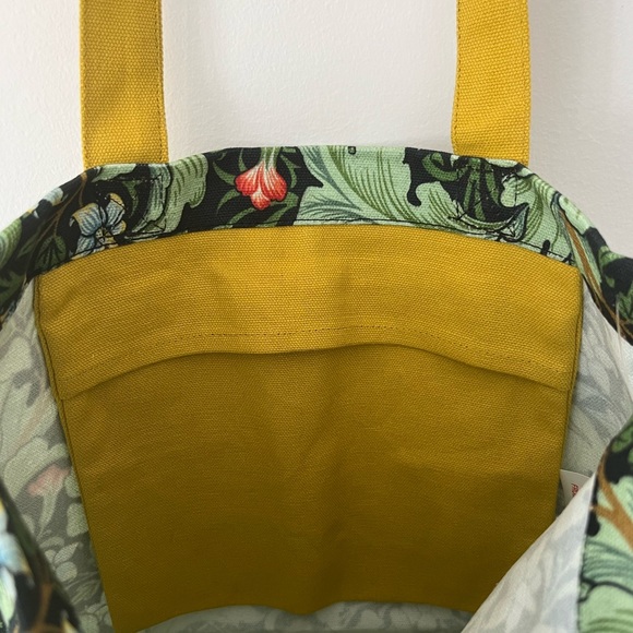 NWT V&A Museum green organic cotton canvas tote bag - Picture 5 of 7